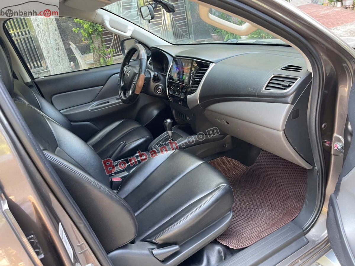 Mitsubishi Triton 4x2 AT 2019 - 380 Triệu 8