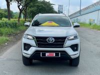 Bán xe Toyota Fortuner 2022 2.4L 4x2 AT giá 980 Triệu - TP HCM