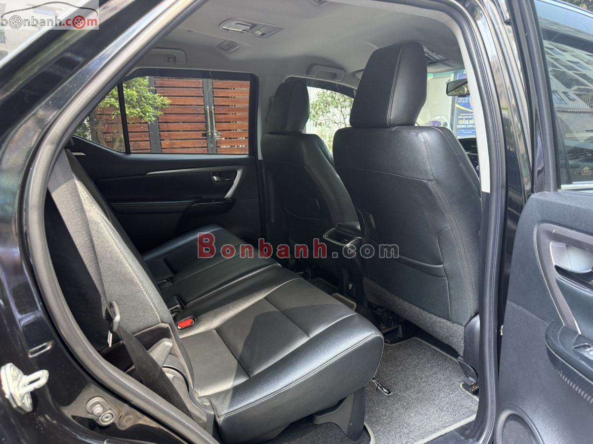 Toyota Fortuner 2.8L 4x4 AT 2022 - 940 Triệu 10