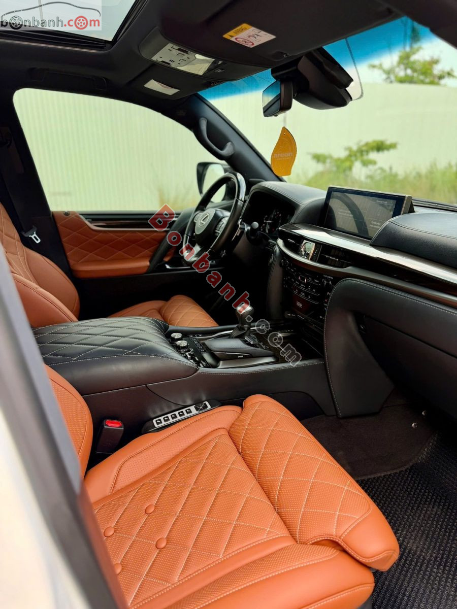 Xe 
			
							Lexus LX 
						570 Super Sport MBS 
						2019
						- 7 Tỷ 500 Triệu 9
