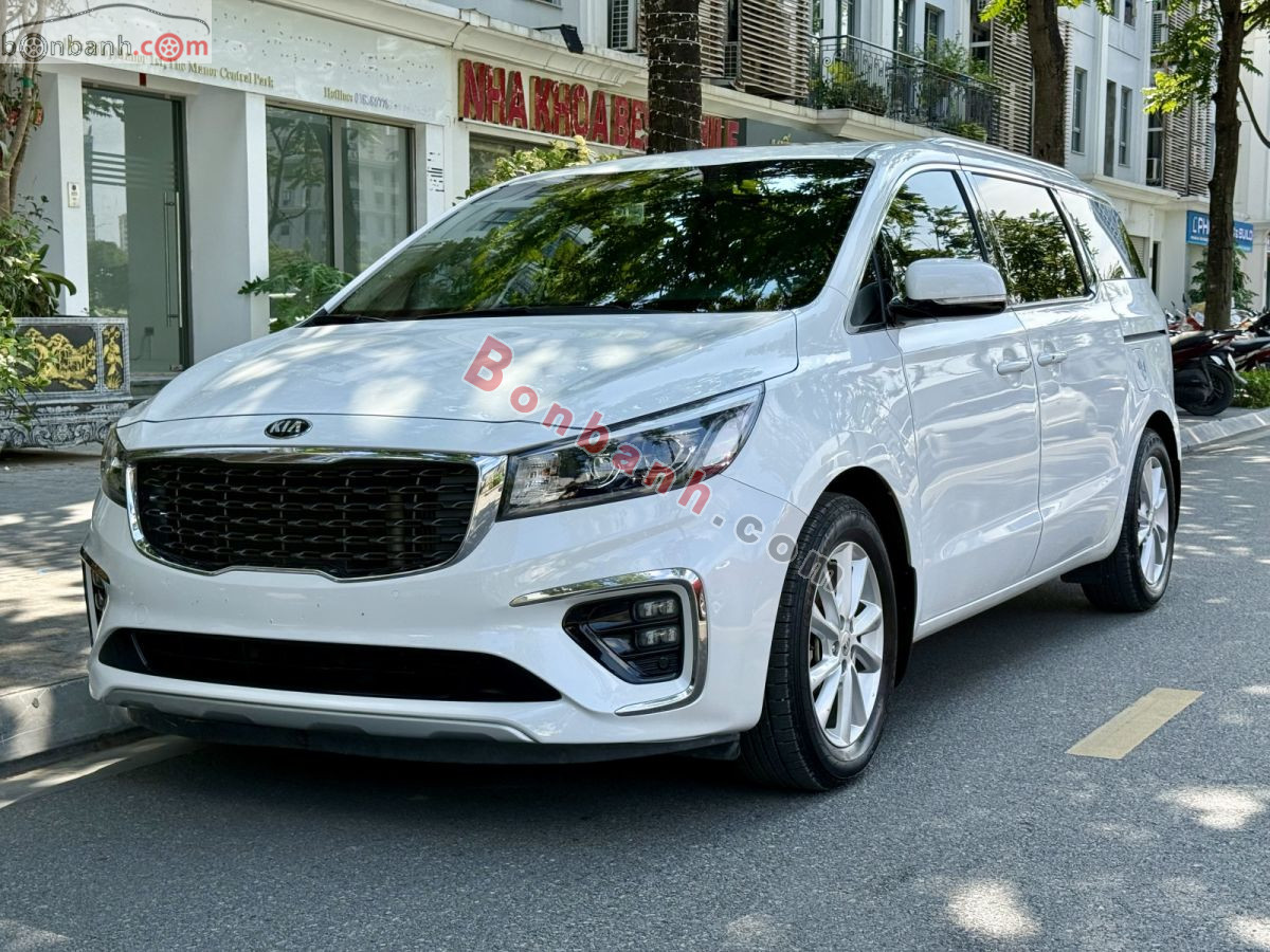 Xe 
			
							Kia Sedona 
						Platinum D 
						2018
						- 640 Triệu