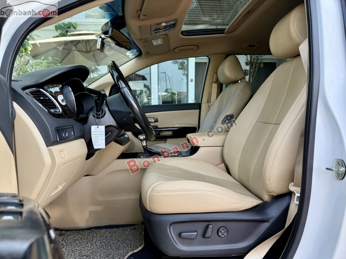 Xe 
			
							Kia Sedona 
						Platinum D 
						2018
						- 640 Triệu 7