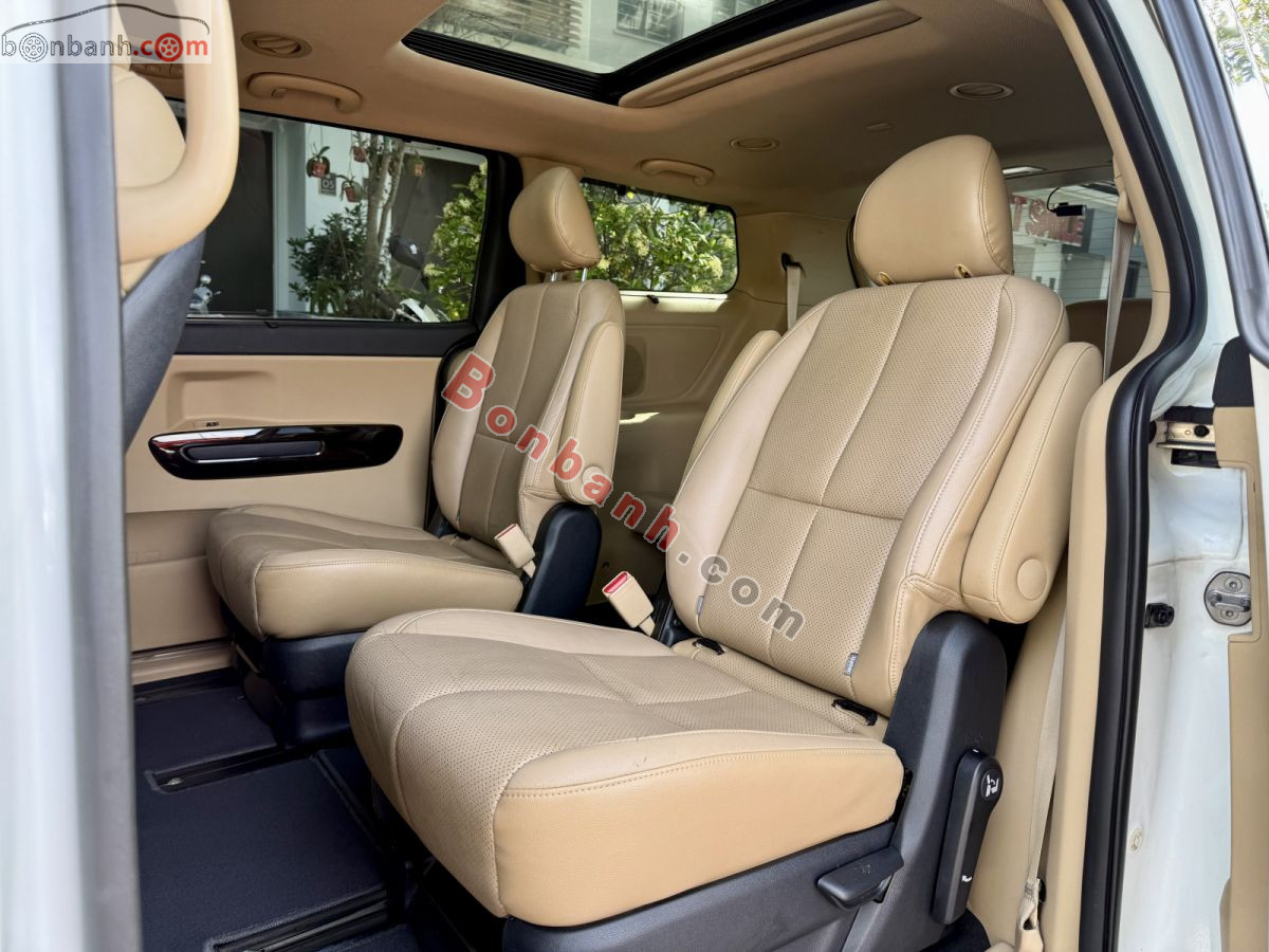 Kia Sedona Platinum D 2018 - 640 Triệu 6