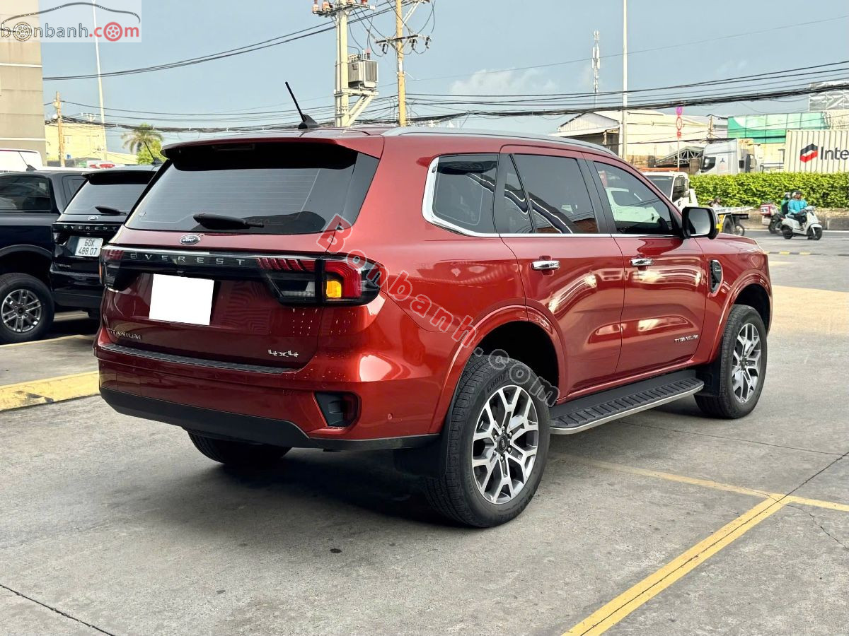 Ford Everest Titanium Plus 2.0L 4x4 AT 2023 - 1 Tỷ 275 Triệu 3