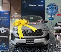 Bán xe Toyota Innova 2024 Cross 2.0 CVT giá 810 Triệu - Hà Nội