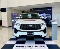 Bán xe Toyota Innova 2025 Cross 2.0 CVT giá 818 Triệu - Hà Nội