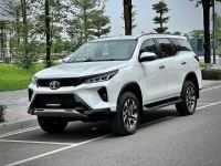 Bán xe Toyota Fortuner Legender 2.4L 4x2 AT 2022 giá 1 Tỷ 95 Triệu - Hà Nội