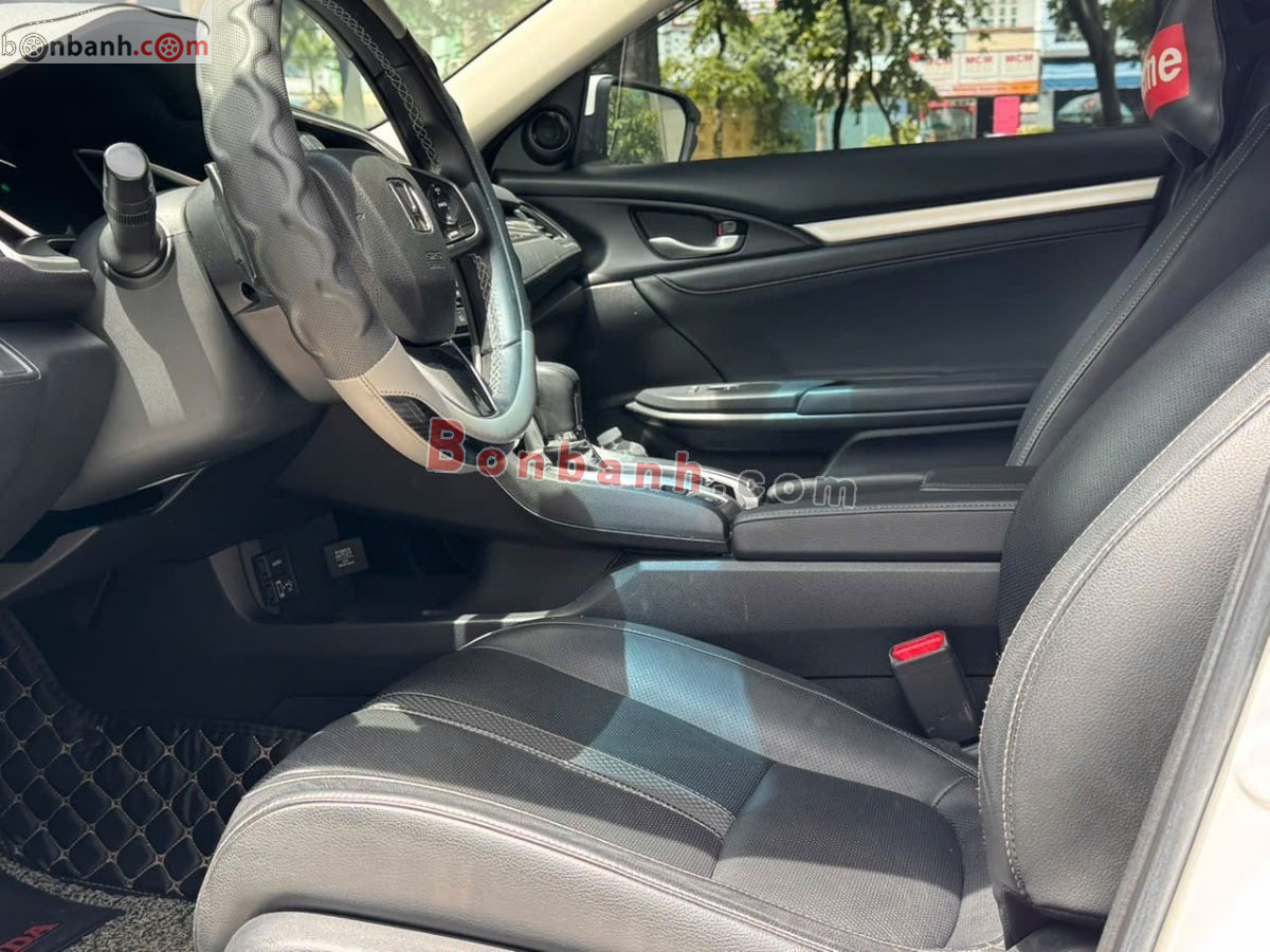 Honda Civic G 1.8 AT 2021 - 570 Triệu 5