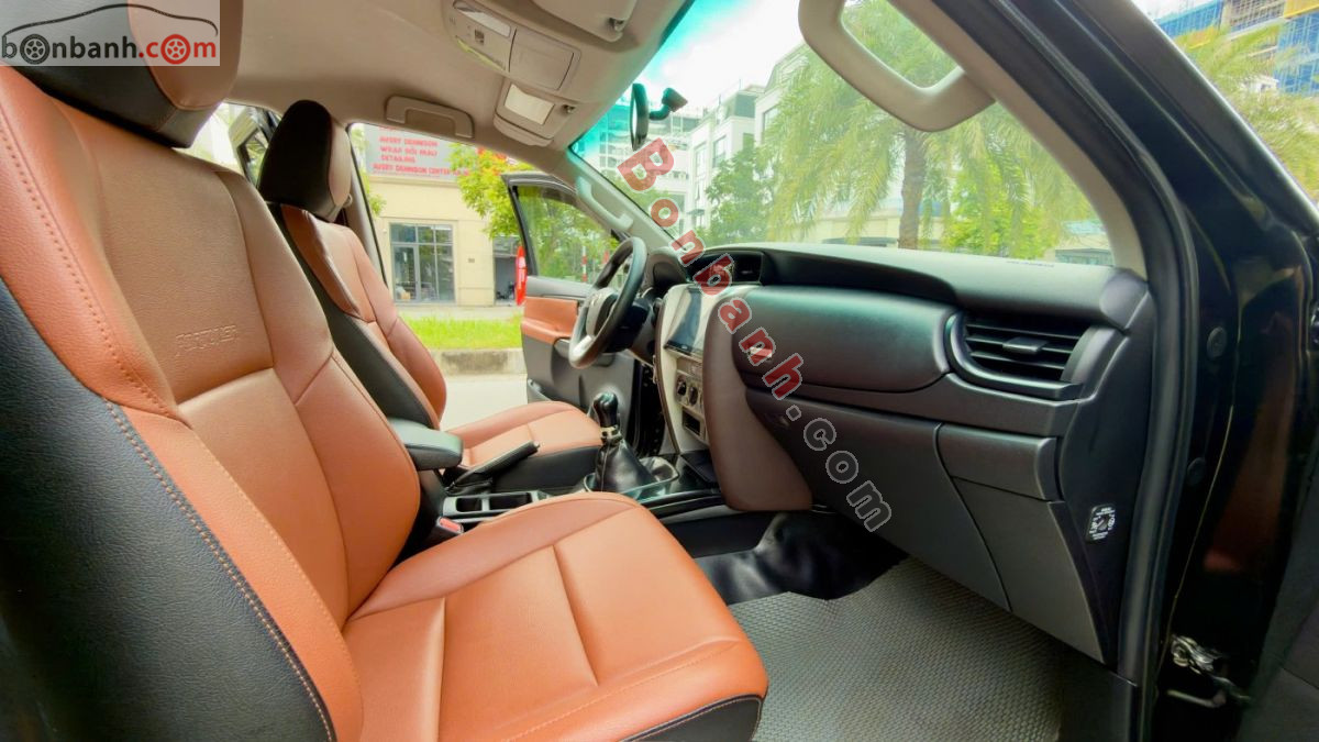 Toyota Fortuner 2.4G 4x2 MT 2017 - 535 Triệu 9