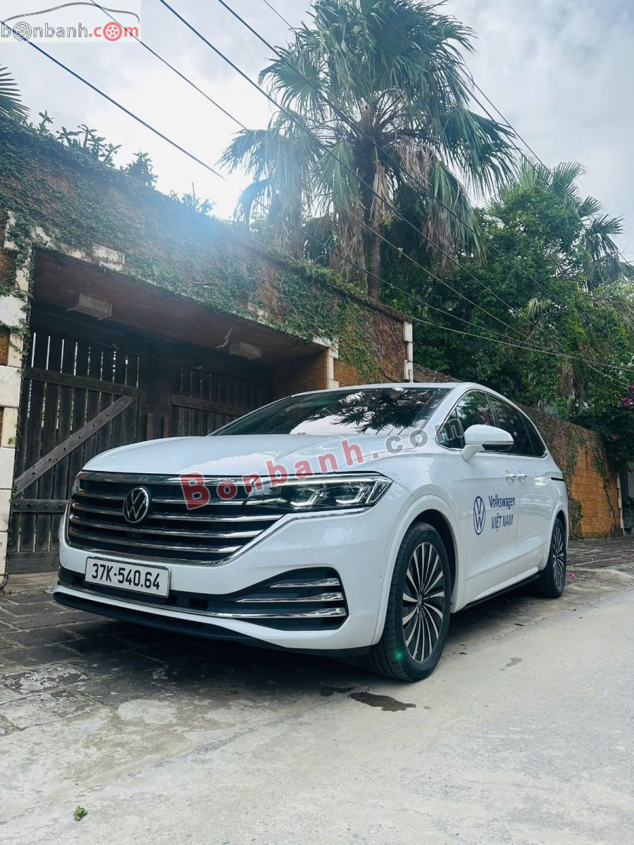 Volkswagen Viloran Luxury 2024 - 1 Tỷ 700 Triệu