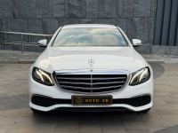 Bán xe Mercedes Benz E class 2018 E200 giá 899 Triệu - TP HCM