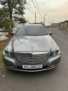 Bán xe Mercedes Benz E class 2011 E200 giá 255 Triệu - TP HCM