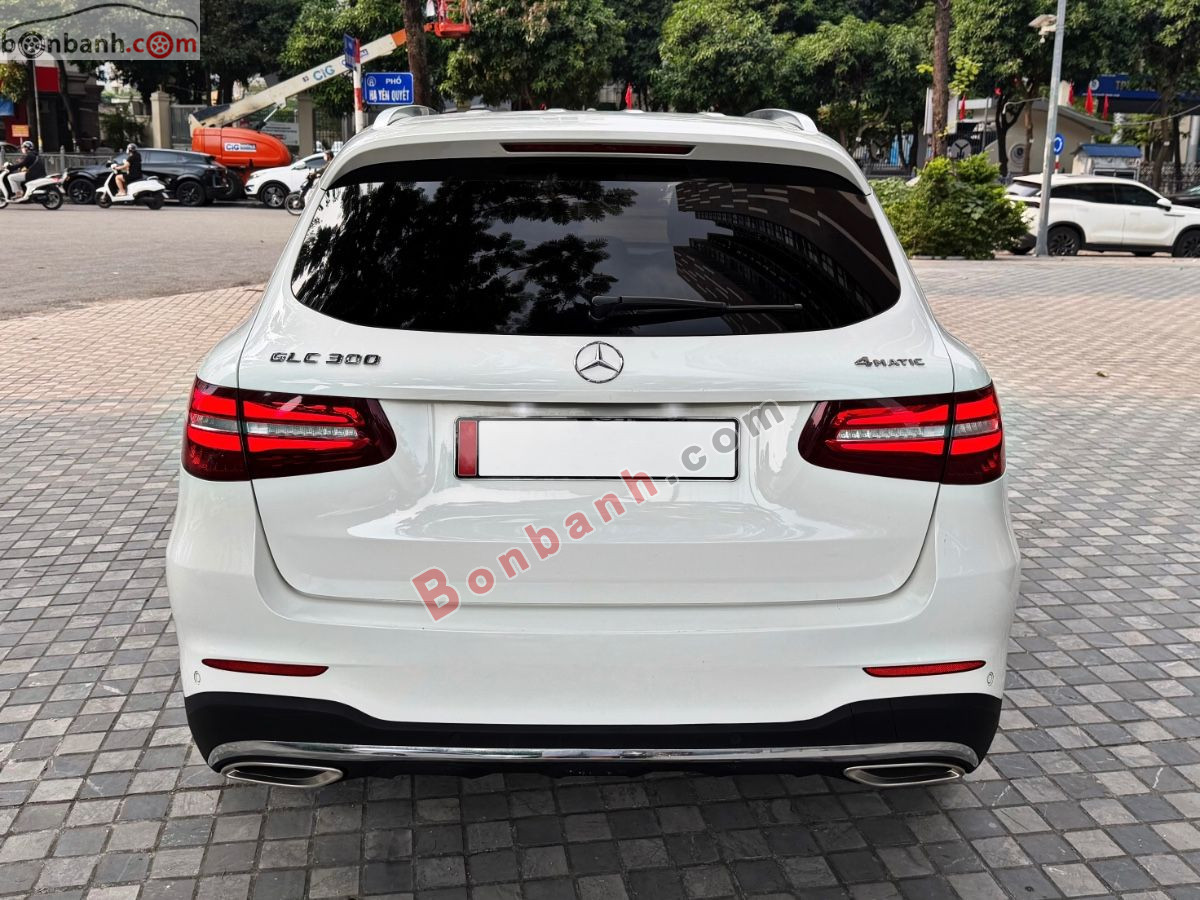 Mercedes Benz GLC 300 4Matic 2018 - 869 Triệu 3