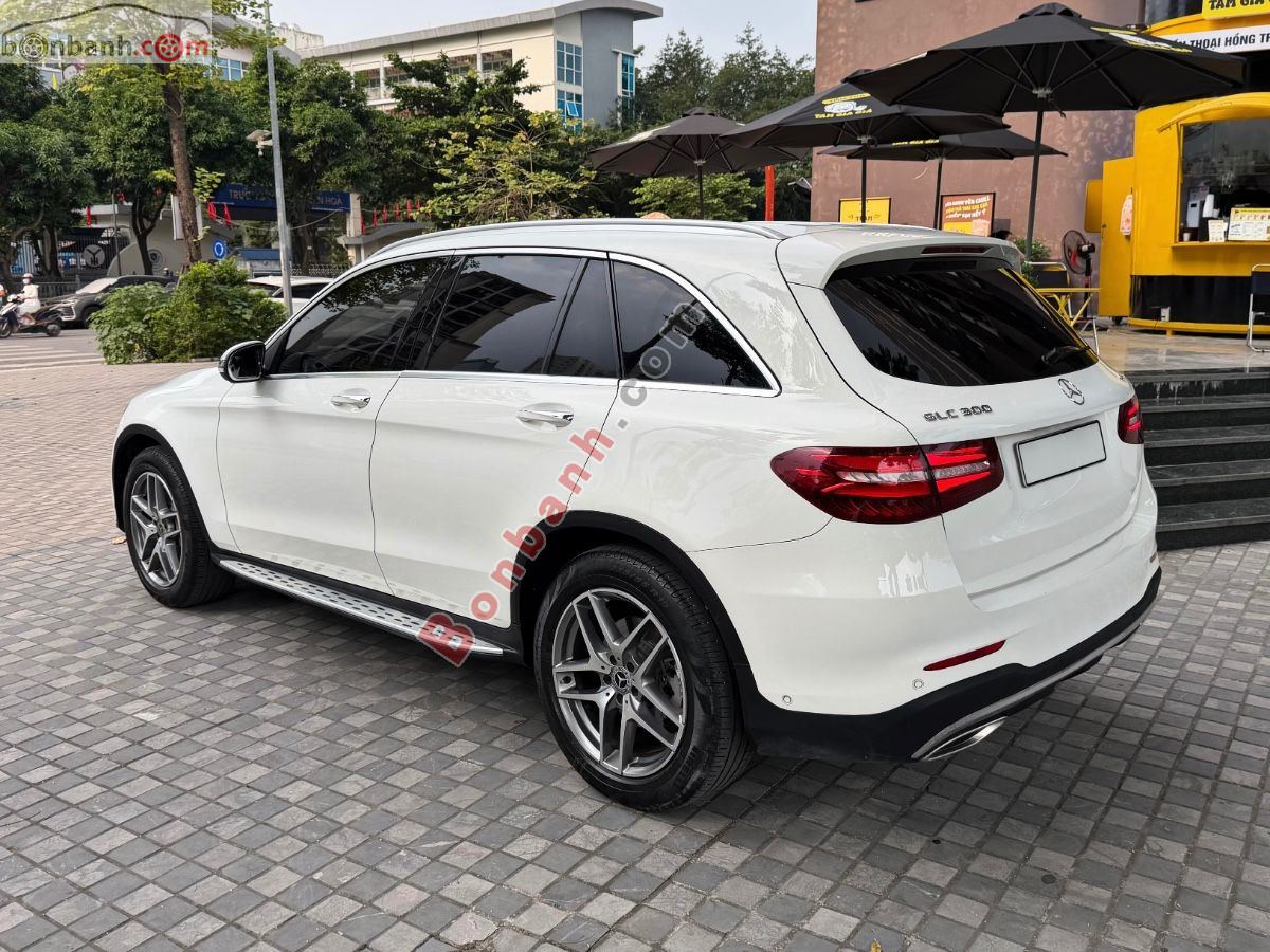 Mercedes Benz GLC 300 4Matic 2018 - 869 Triệu 4