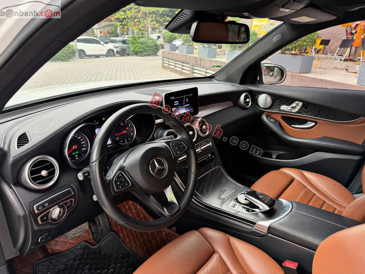 Mercedes Benz GLC 300 4Matic 2018 - 869 Triệu 6