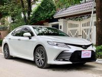 Bán xe Toyota Camry 2022 2.0Q giá 1 Tỷ 95 Triệu - Hà Nội