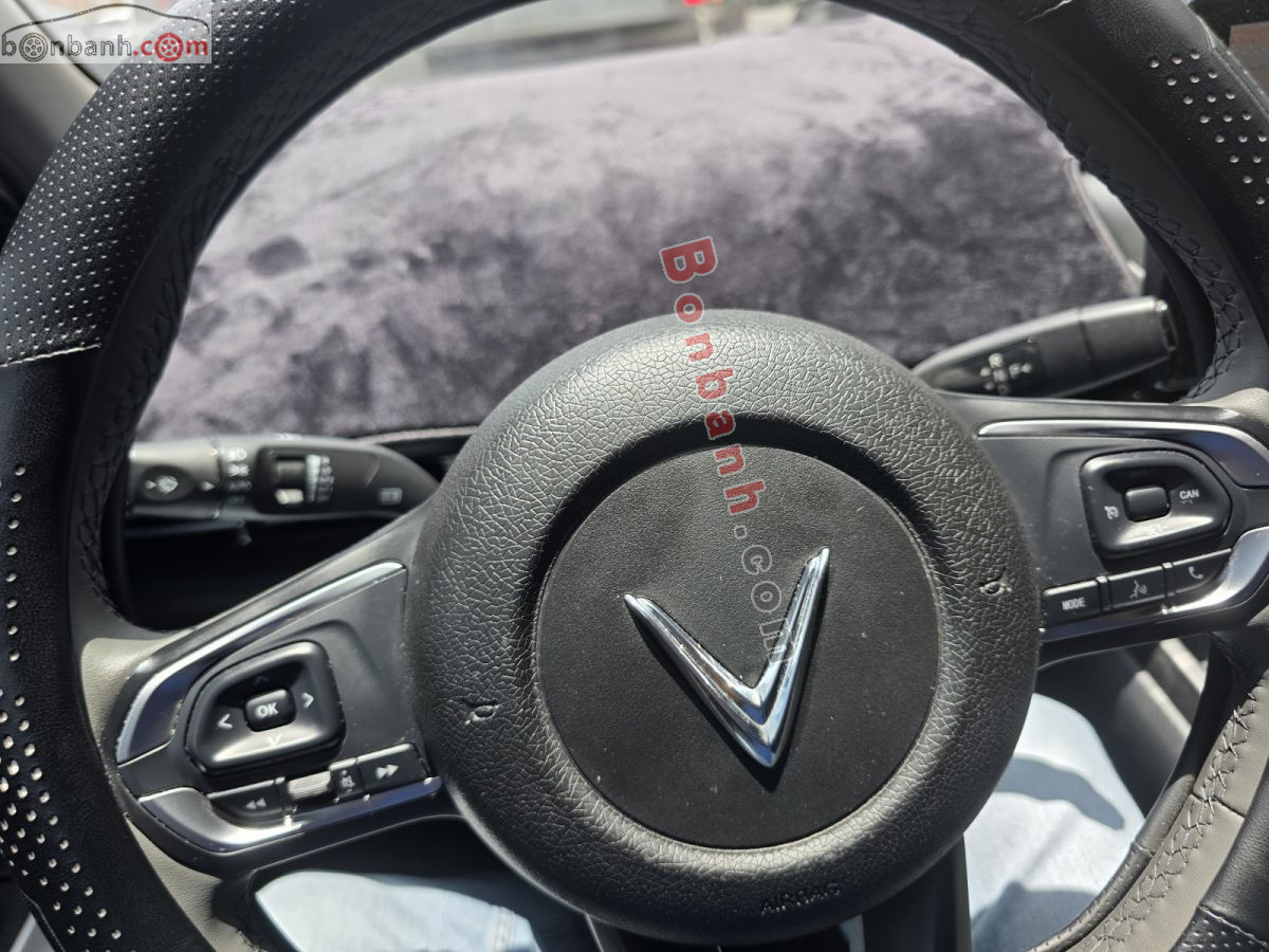 VinFast VF MPV 7 AT 2026 - 615 Triệu 9