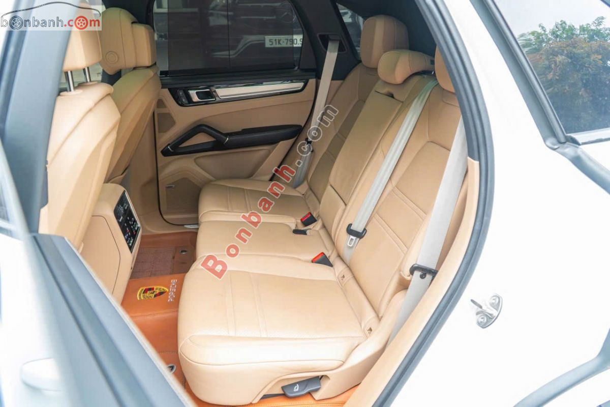 Porsche Cayenne Platinum Edition 2022 - 4 Tỷ 478 Triệu 9