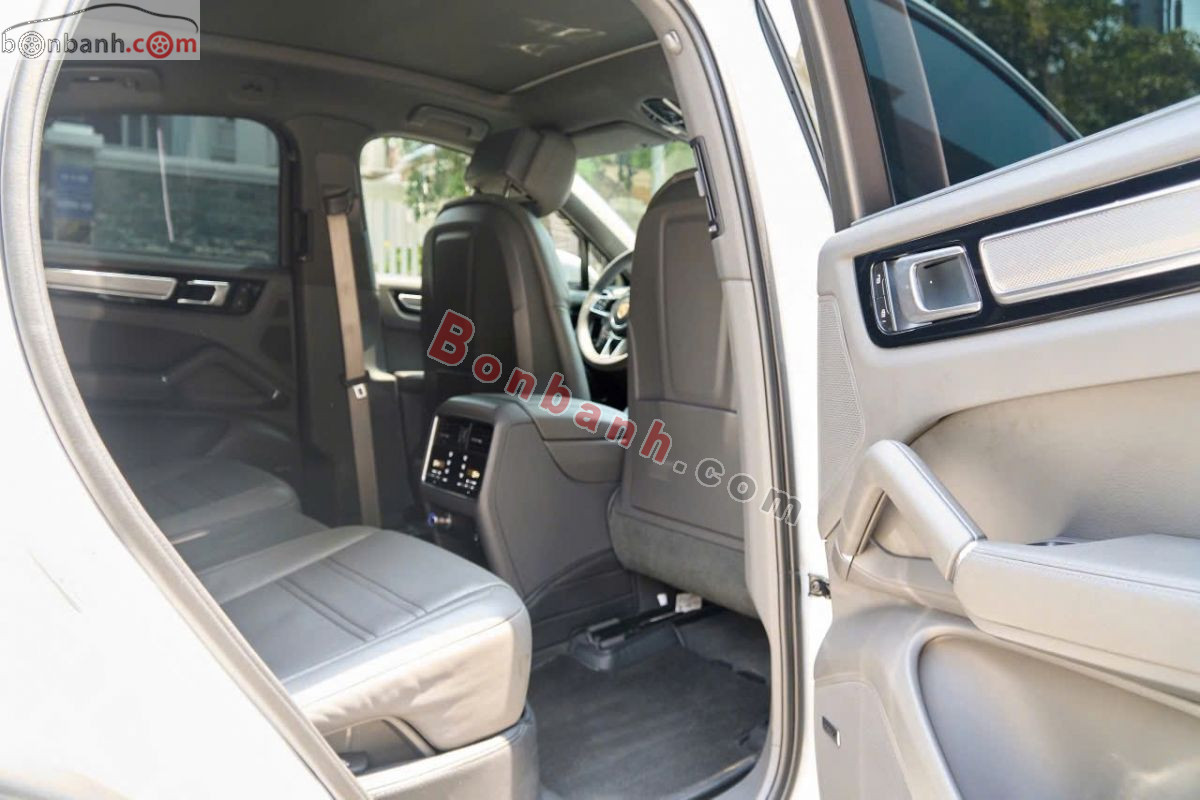 Porsche Cayenne Coupe Platinum Edition 2023 - 4 Tỷ 499 Triệu 9