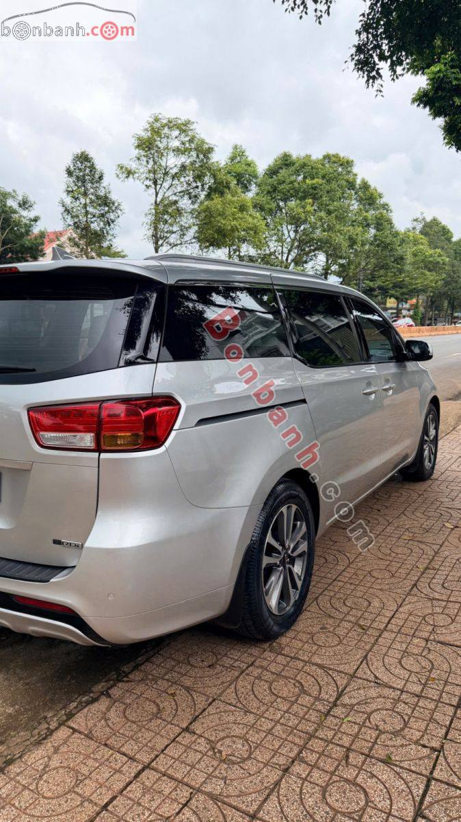 Kia Sedona 2.2L DATH 2017 - 500 Triệu 5