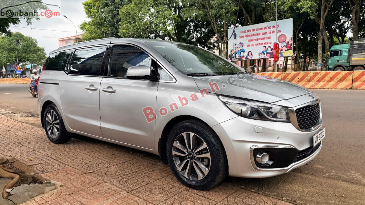 Kia Sedona 2.2L DATH 2017 - 500 Triệu