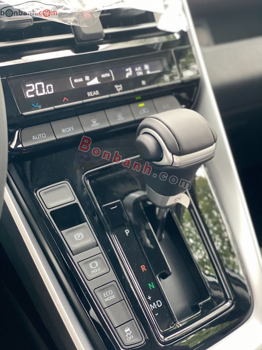 Toyota Innova Cross 2.0V CVT 2026 - 785 Triệu 7
