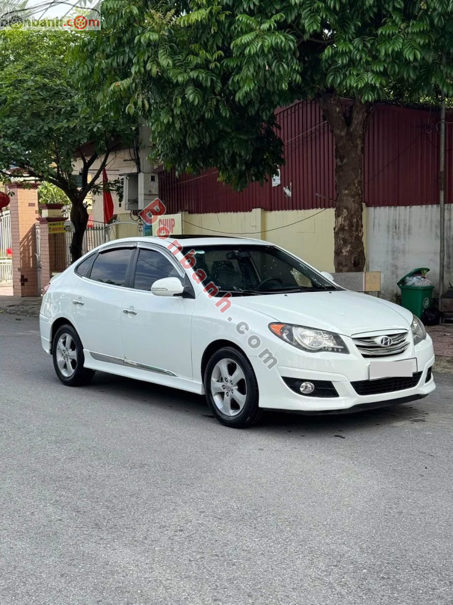 Hyundai Avante 2.0 AT 2011 - 215 Triệu 2