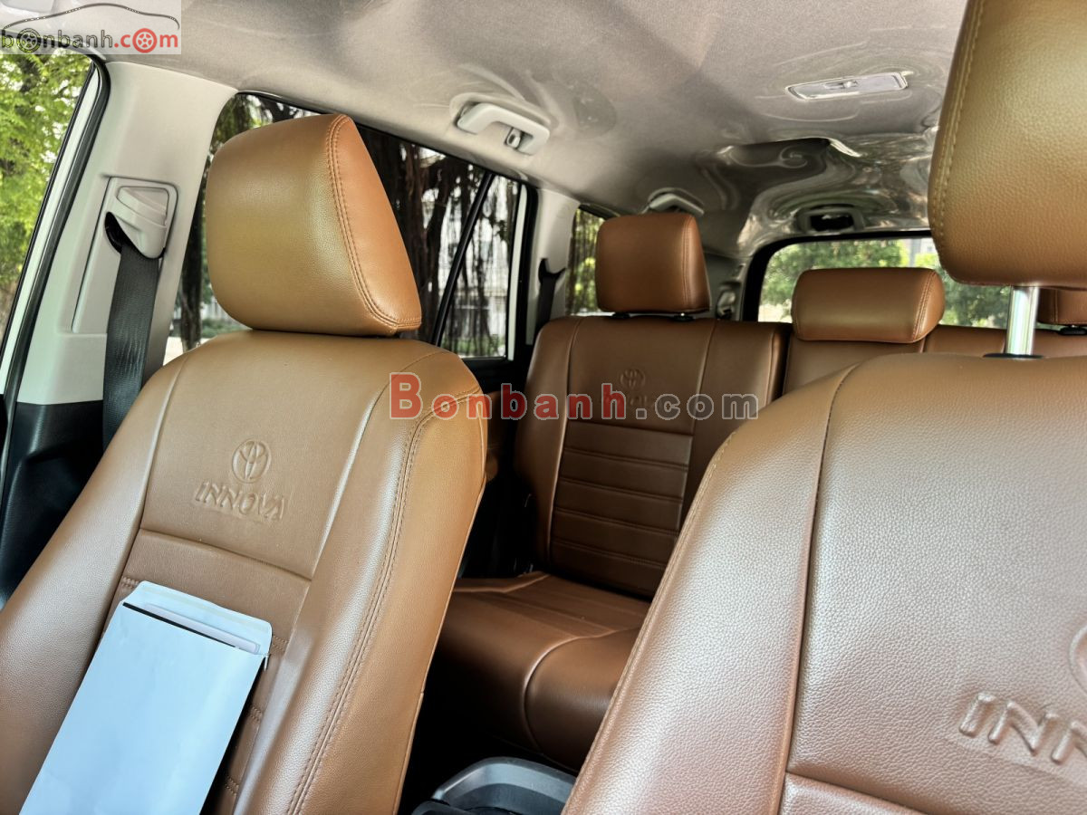 Toyota Innova E 2.0 MT 2020 - 515 Triệu 10