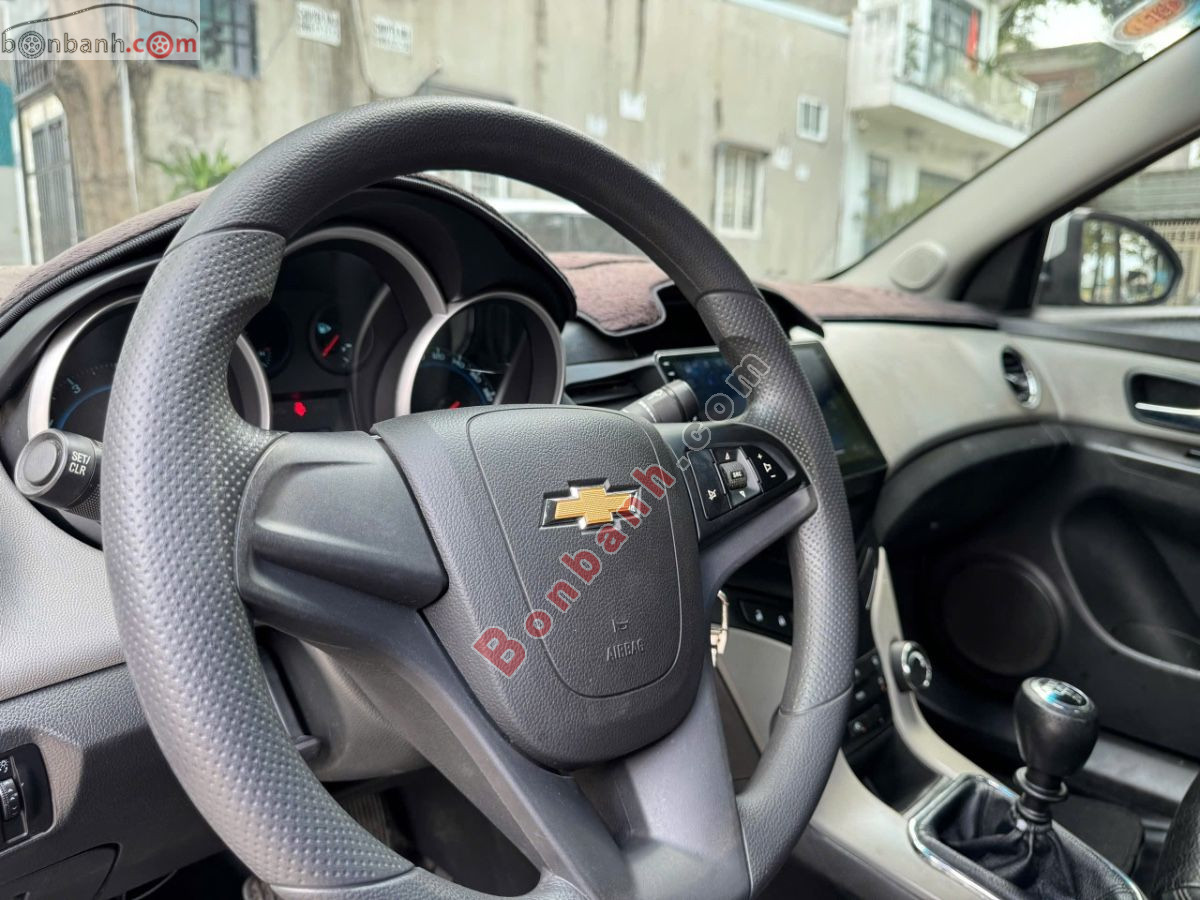 Chevrolet Cruze LS 1.6 MT 2015 - 208 Triệu 6
