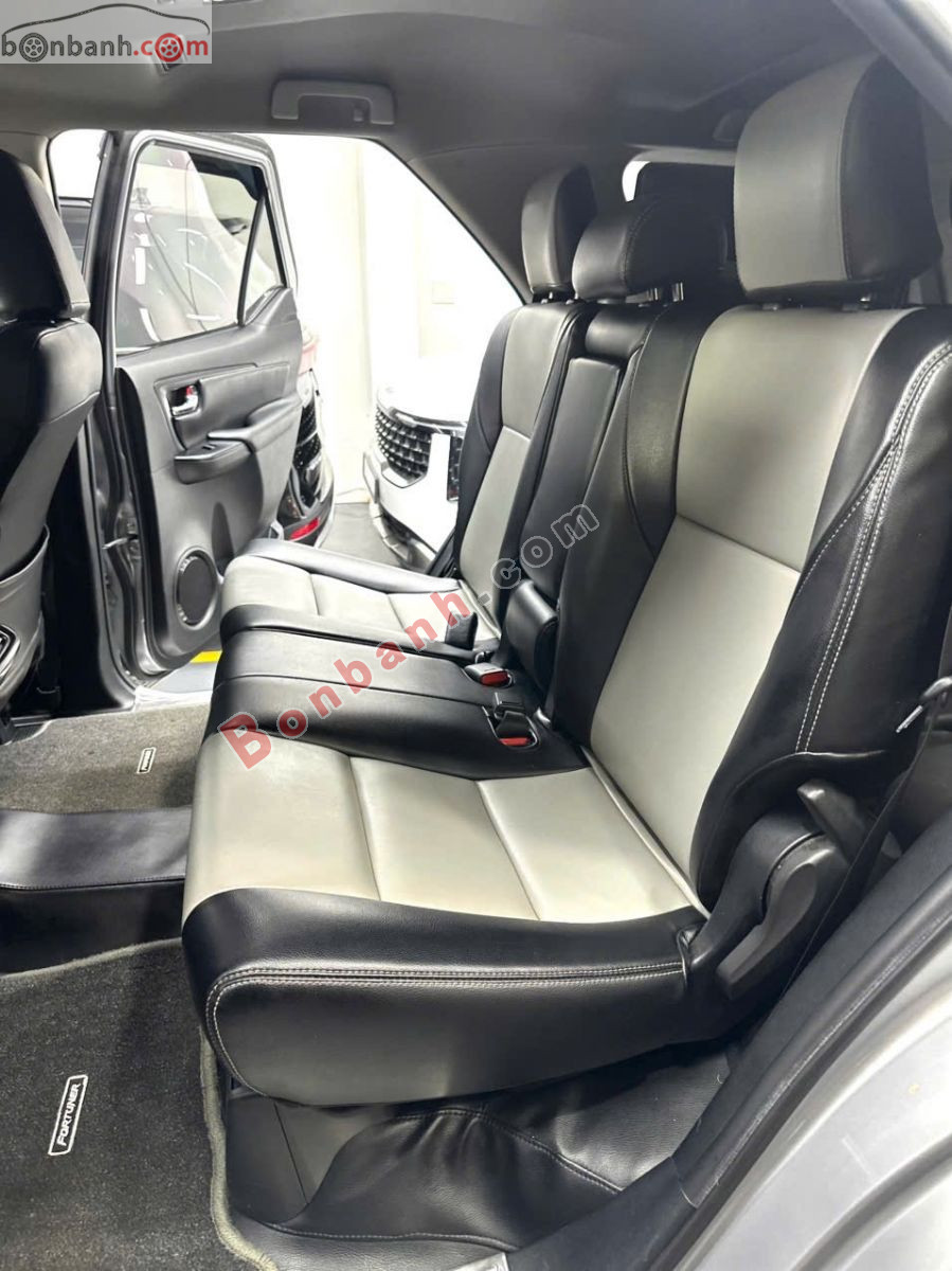 Toyota Fortuner 2.4G 4x2 MT 2020 - 715 Triệu 9