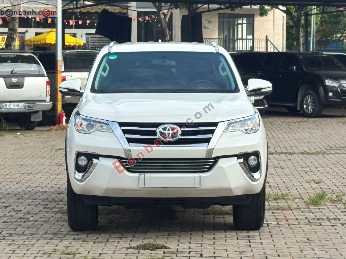 Toyota Fortuner 2.7V 4x2 AT 2016 - 599 Triệu 2