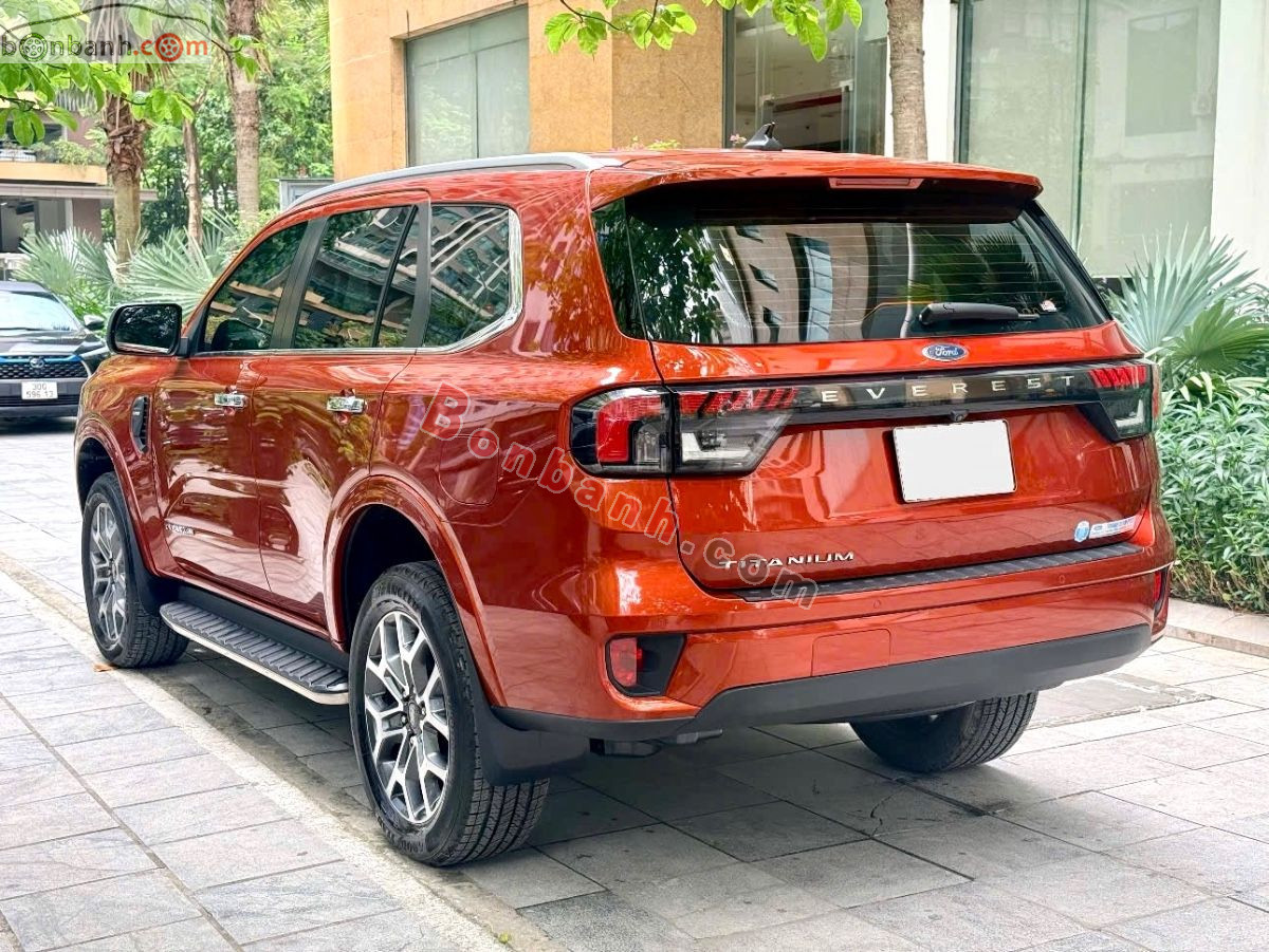 Ford Everest Titanium 2.0L 4x2 AT 2022 - 999 Triệu 4