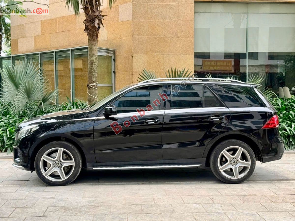 Mercedes Benz GLE Class GLE 400 4Matic 2017 - 990 Triệu 3