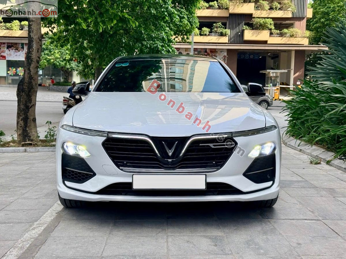 VinFast Lux A 2.0 Tiêu chuẩn 2022 - 489 Triệu