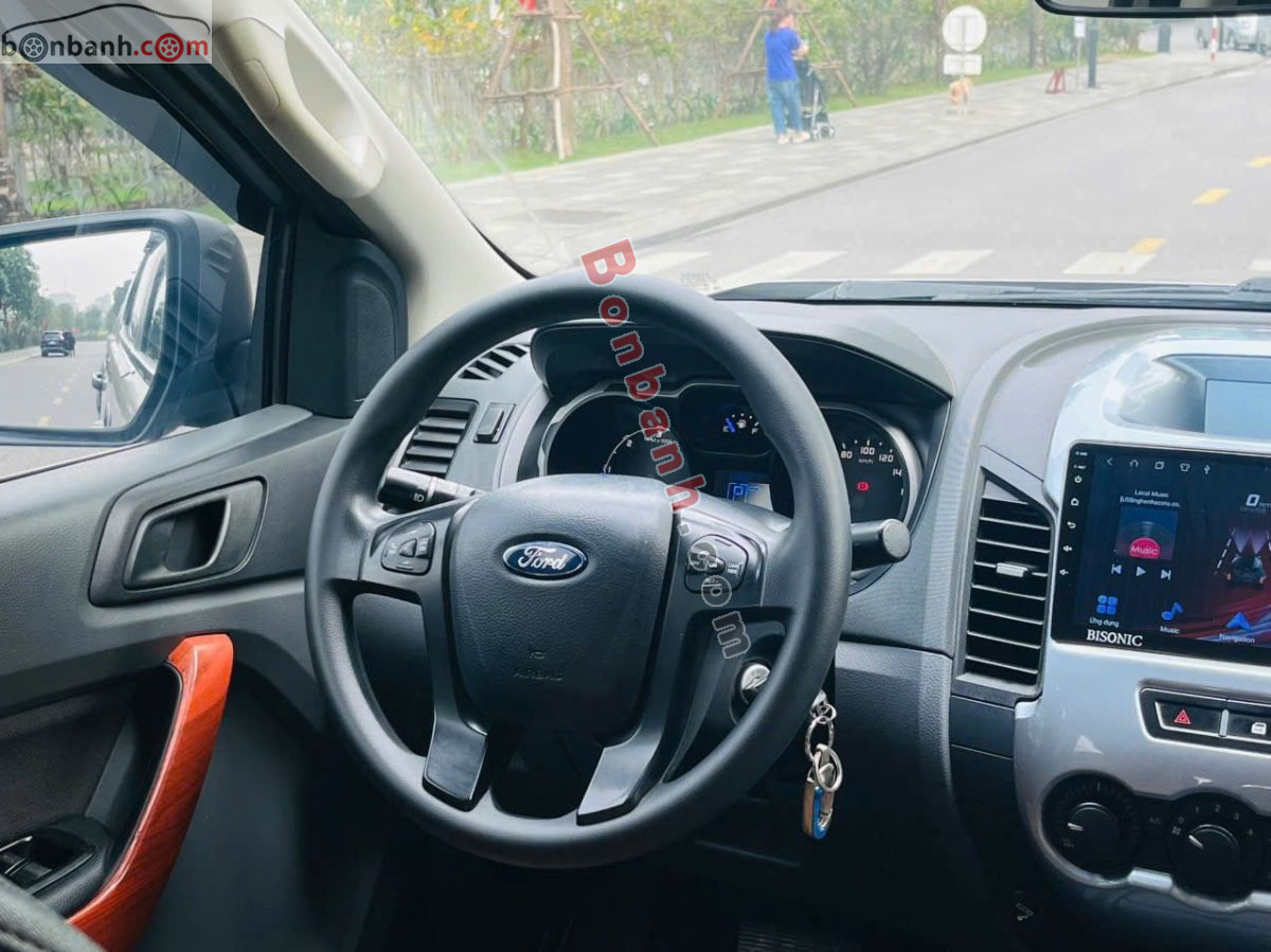 Ford Ranger XLS 2.2L 4x2 AT 2016 - 369 Triệu 4
