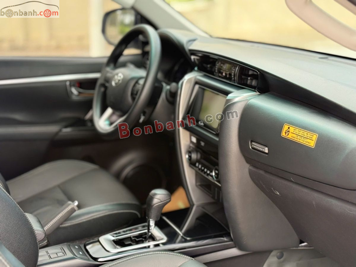 Toyota Fortuner 2.4L 4x2 AT 2024 - 988 Triệu 6