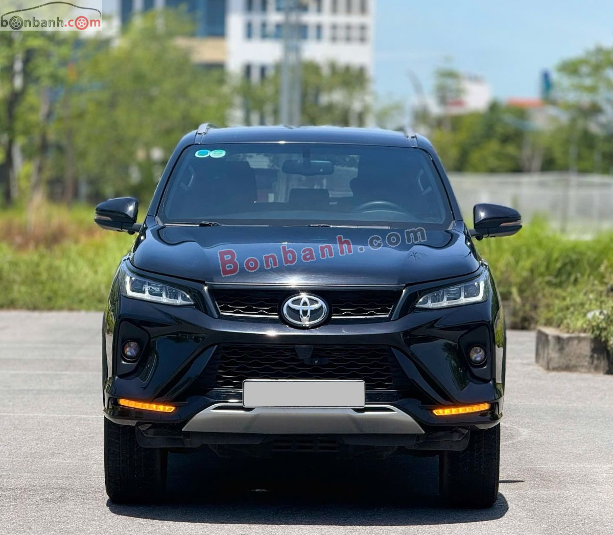 Toyota Fortuner 2.4G 4x2 AT Legender 2021 - 938 Triệu