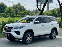 Bán xe Toyota Fortuner 2022 2.4L 4x2 AT giá 1 Tỷ - TP HCM