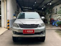 Bán xe Toyota Fortuner 2014 2.7V 4x2 AT giá 420 Triệu - TP HCM