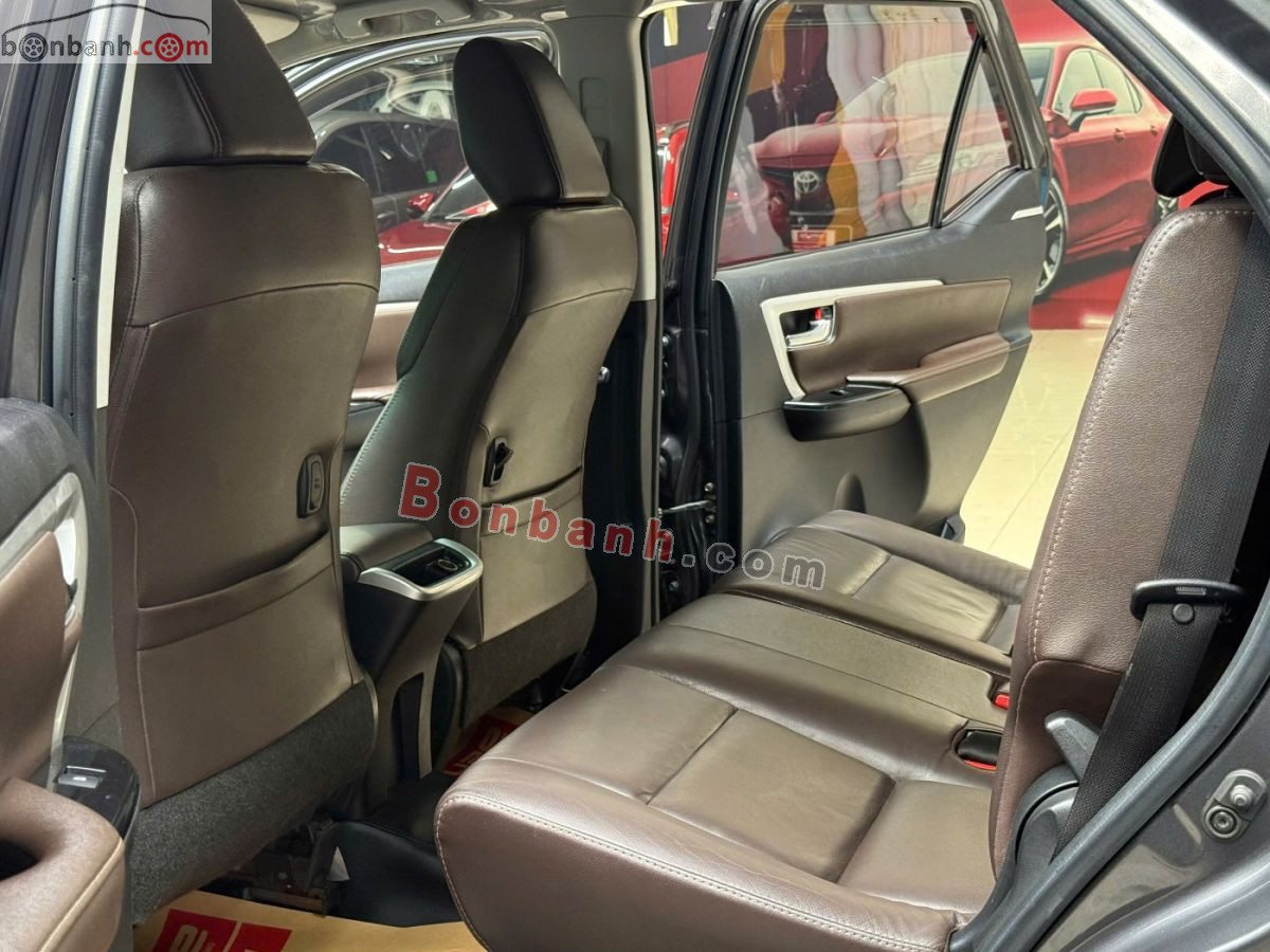 Toyota Fortuner 2.7V 4x2 AT 2017 - 620 Triệu 4