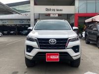 Bán xe Toyota Fortuner 2022 2.4L 4x2 AT giá 960 Triệu - TP HCM