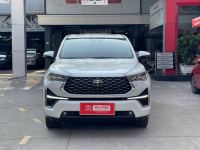 Bán xe Toyota Innova 2024 Cross HEV 2.0 CVT giá 960 Triệu - TP HCM