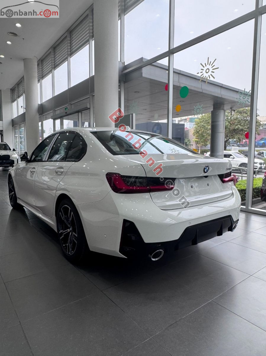 BMW 3 Series 330i M Sport 2026 - 1 Tỷ 996 Triệu 3