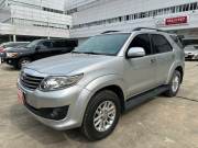 Bán xe Toyota Fortuner 2013 2.7V 4x2 AT giá 416 Triệu - TP HCM