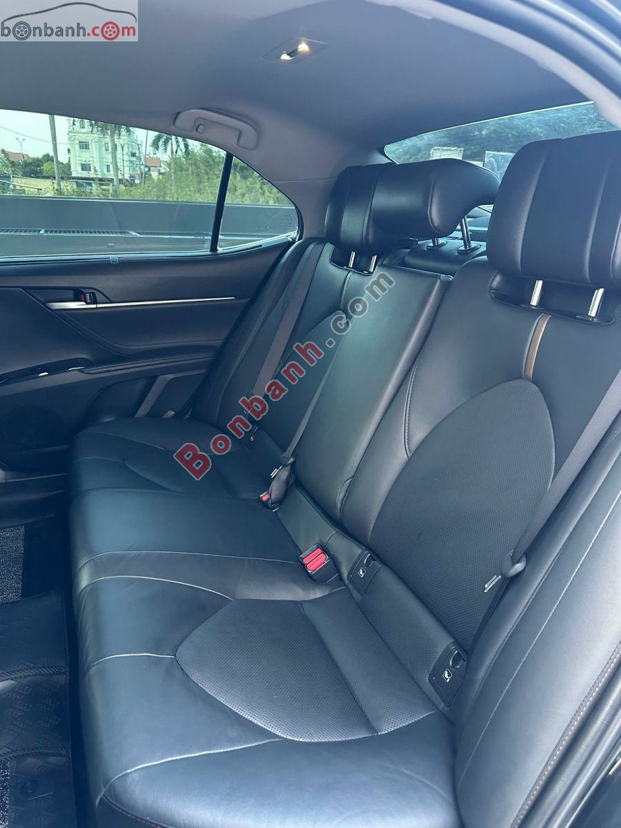 Toyota Camry 2.5Q 2020 - 779 Triệu 8