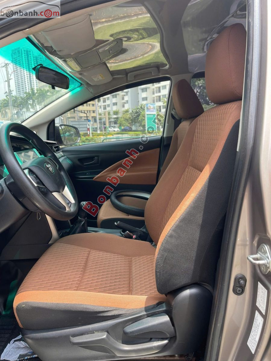 Toyota Innova 2.0E 2016 - 368 Triệu 7