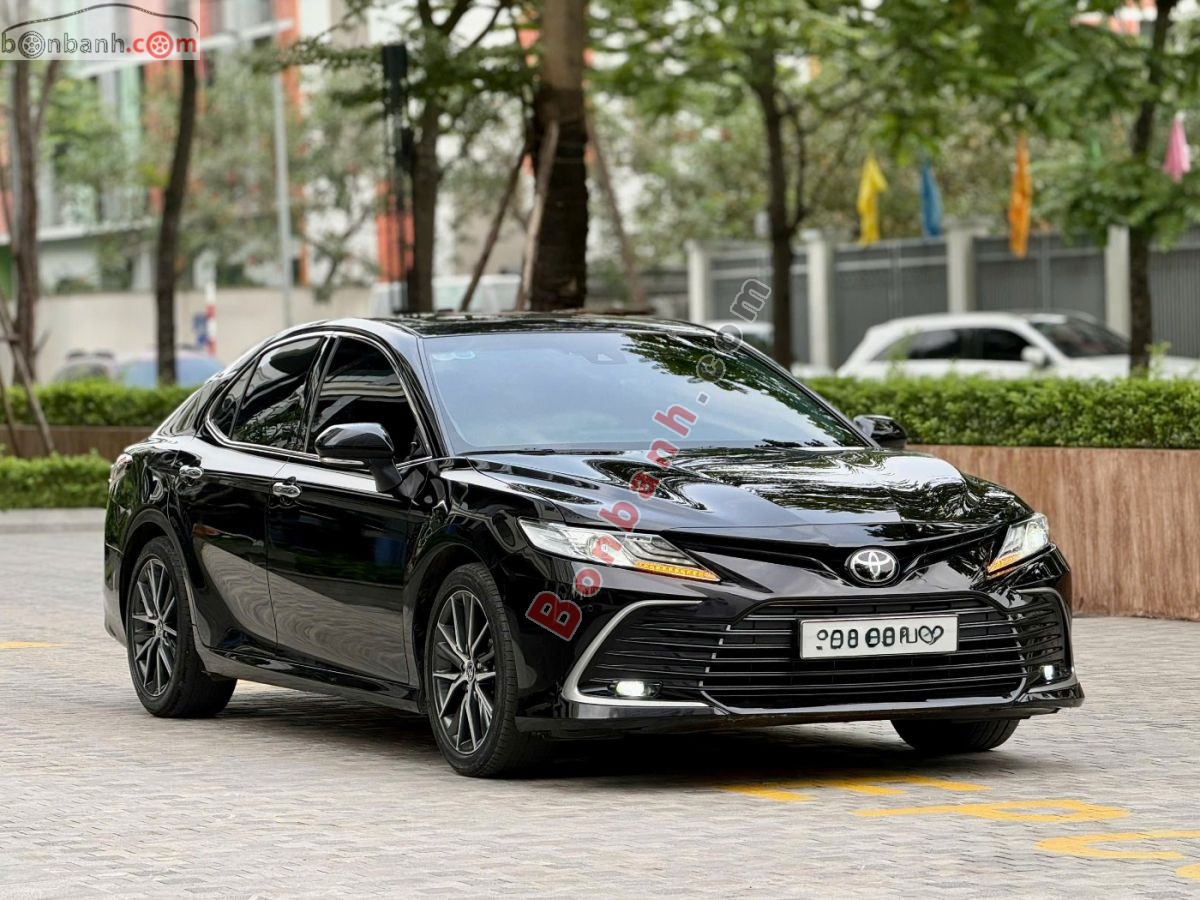 Toyota Camry 2.0Q 2021 - 939 Triệu 2