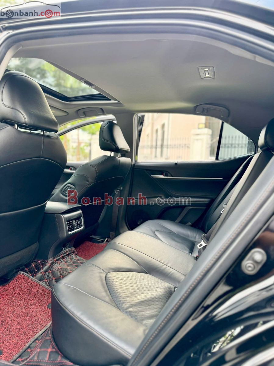 Toyota Camry 2.0Q 2021 - 939 Triệu 9