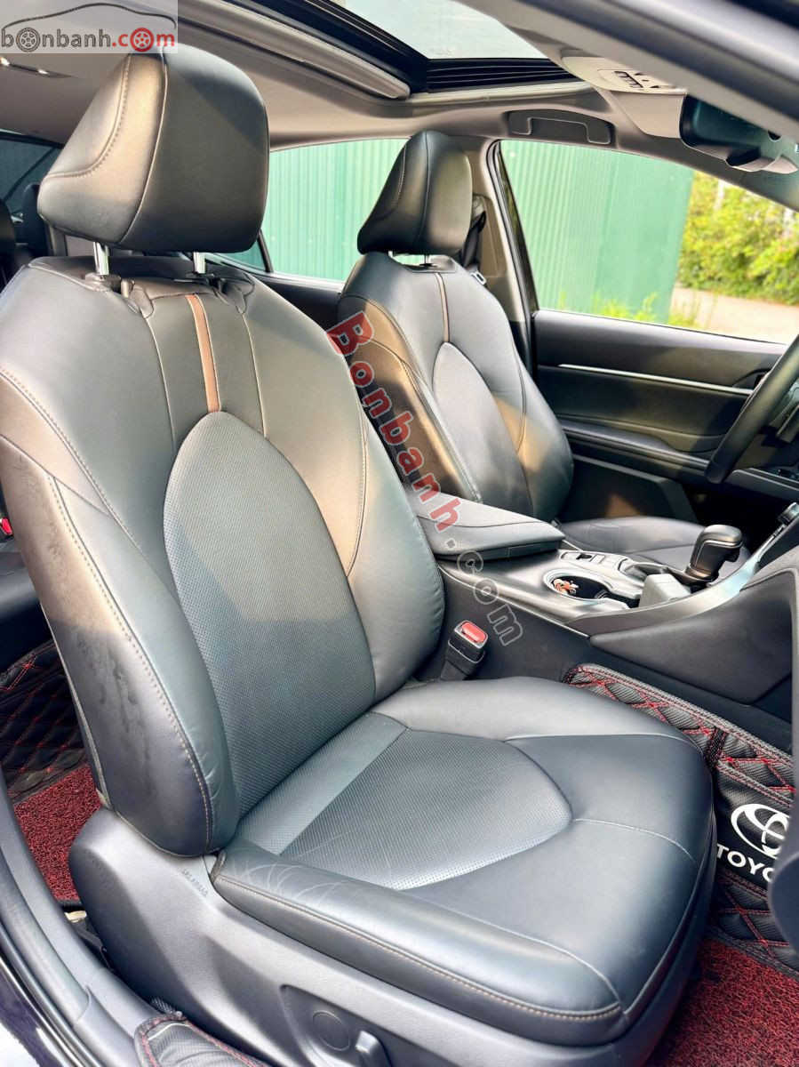 Toyota Camry 2.0Q 2021 - 939 Triệu 7