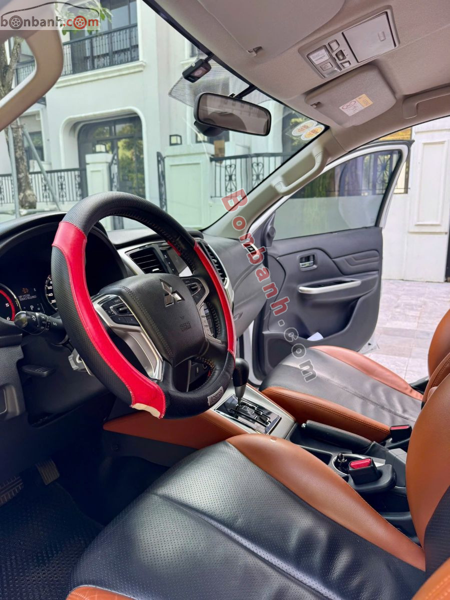 Mitsubishi Triton Athlete 4x2 AT 2022 - 575 Triệu 8
